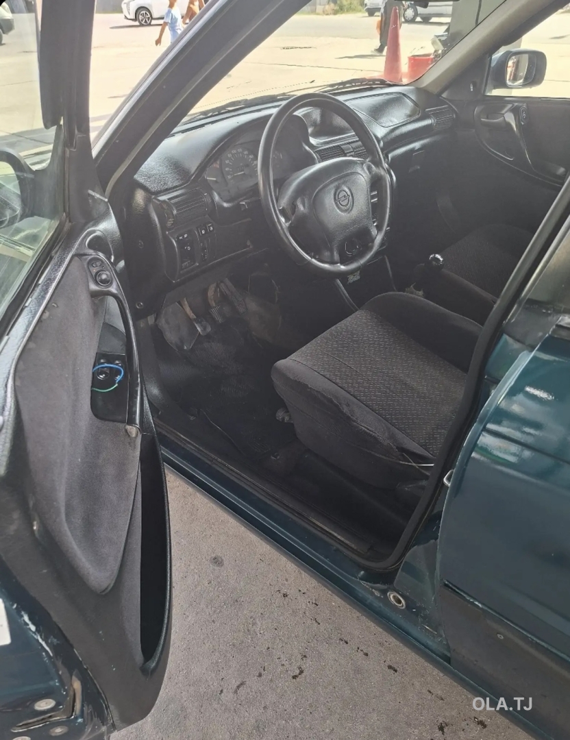 Opel Astra F,  1997