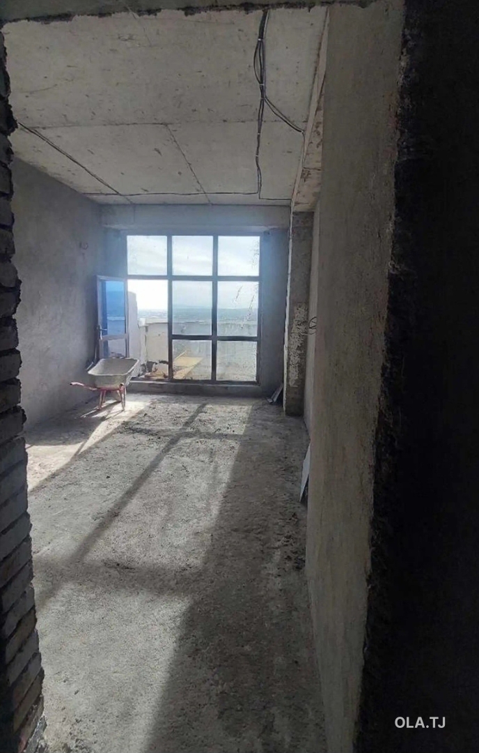 3 комнатная квартира, 14 этаж, 101 м²