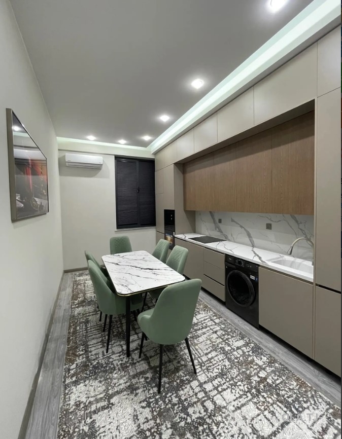 2 комнатная квартира, 9 этаж, 80 м²