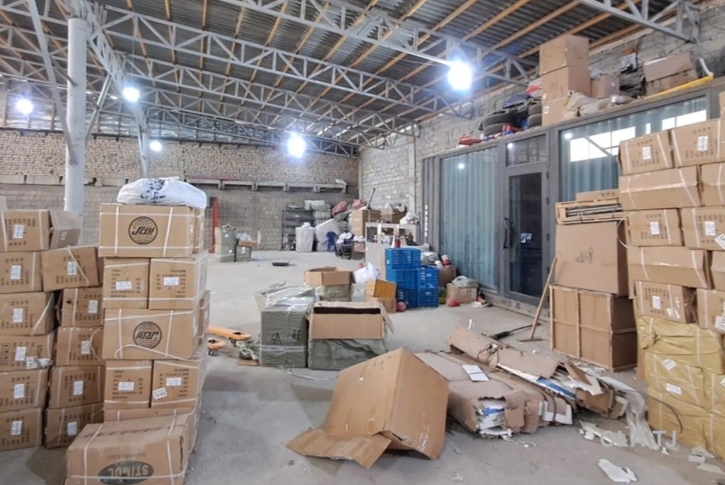 Офис в аренду, В жилом доме, 425 м²