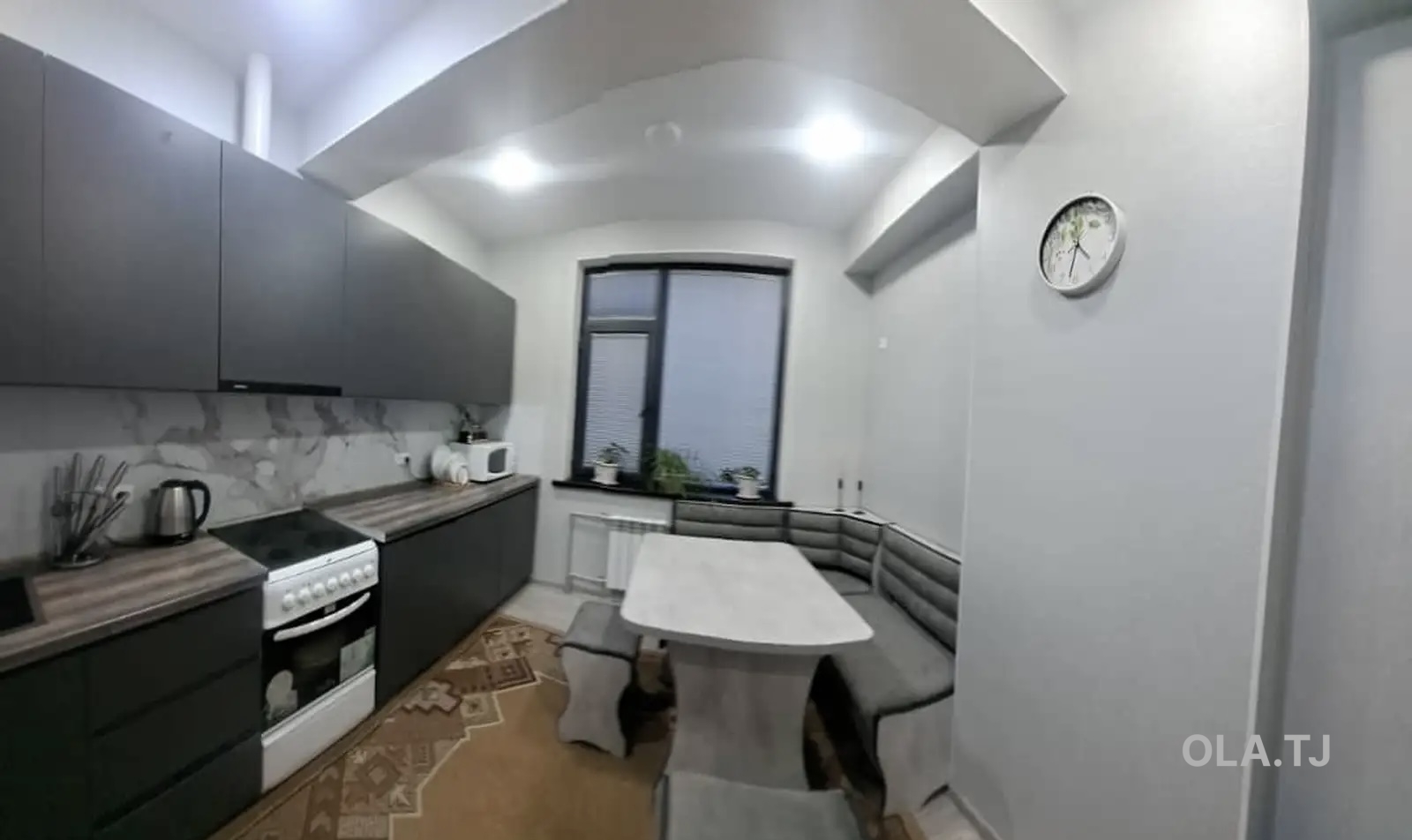 4 комнатная квартира, 9 этаж, 110 м²