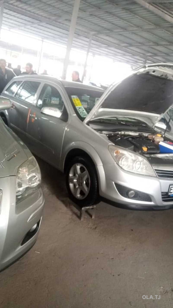 Opel Astra H,  2008