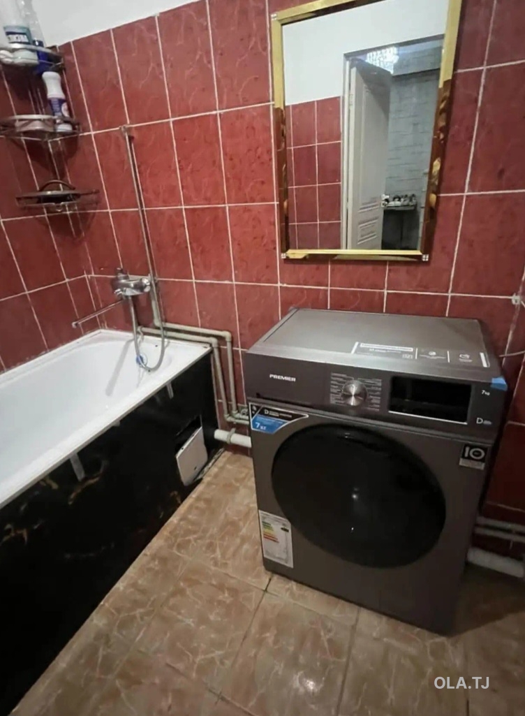 Комната в 2 комнатной квартире, 20/,