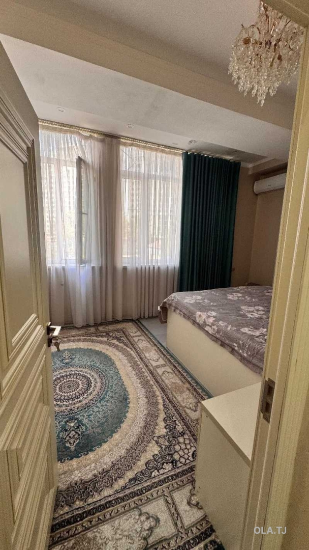 3 комнатная квартира, 4 этаж, 104 м²
