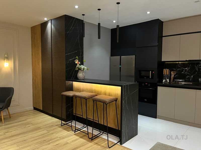 1 комнатная квартира, 10 этаж, 100 м²