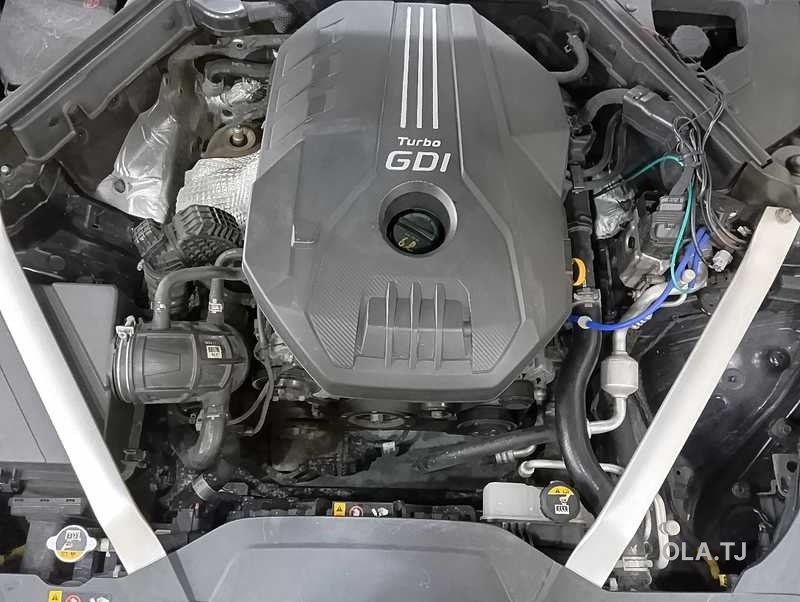Kia Stinger,  2019