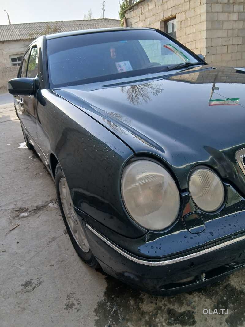 Mercedes-Benz E-Класс,  2001