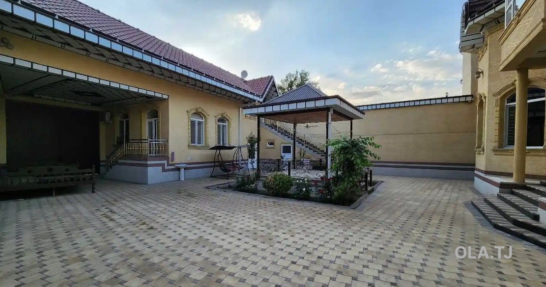 Дом (хавли), 7 комнат, 2 эт