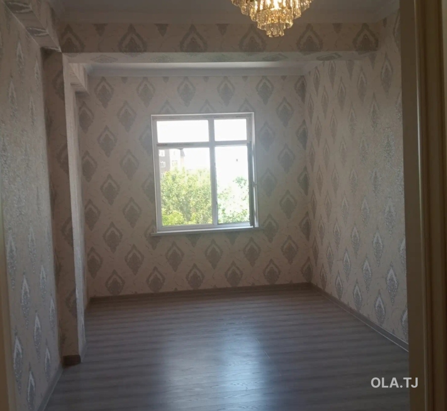 3 комнатная квартира, 8 этаж, 90 м²