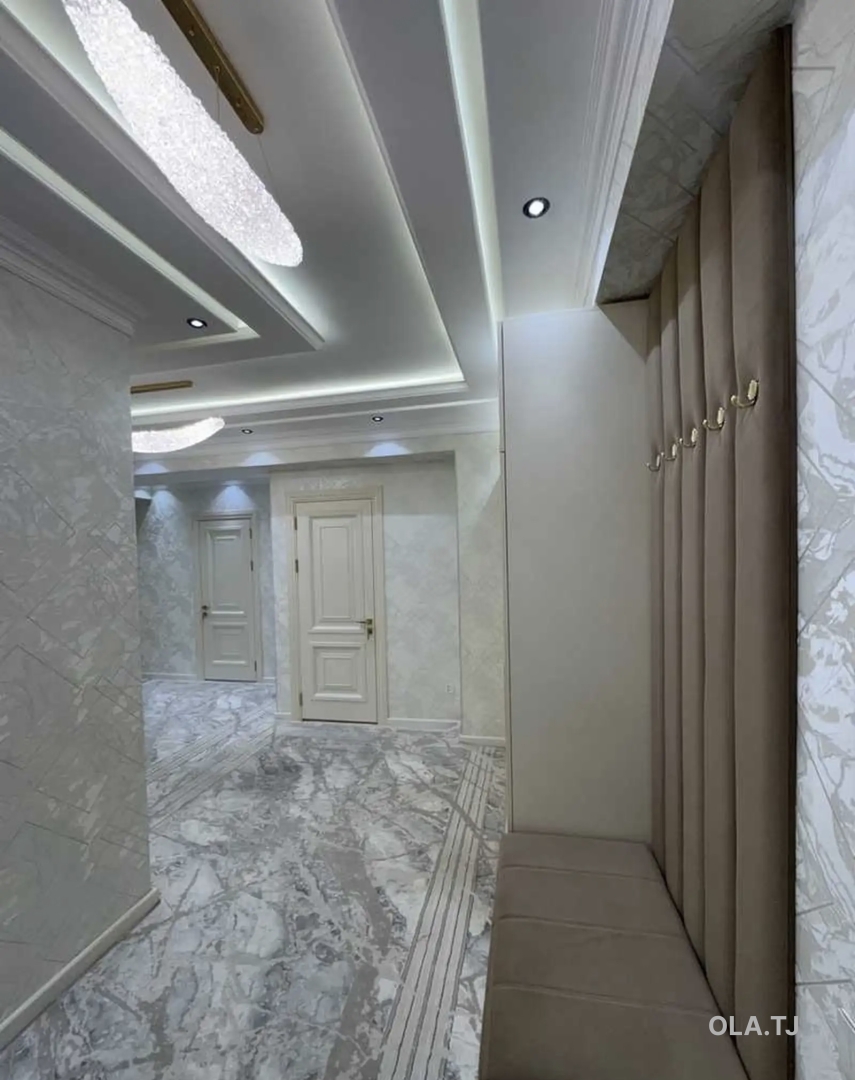 3 комнатная квартира, 3 этаж, 125 м²