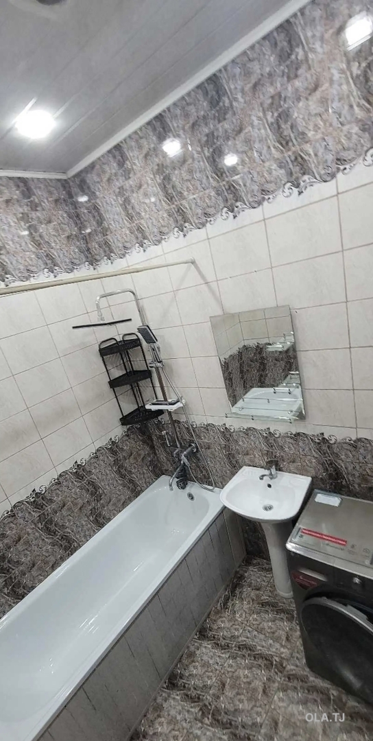 3 комнатная квартира, 3 этаж, 108 м²