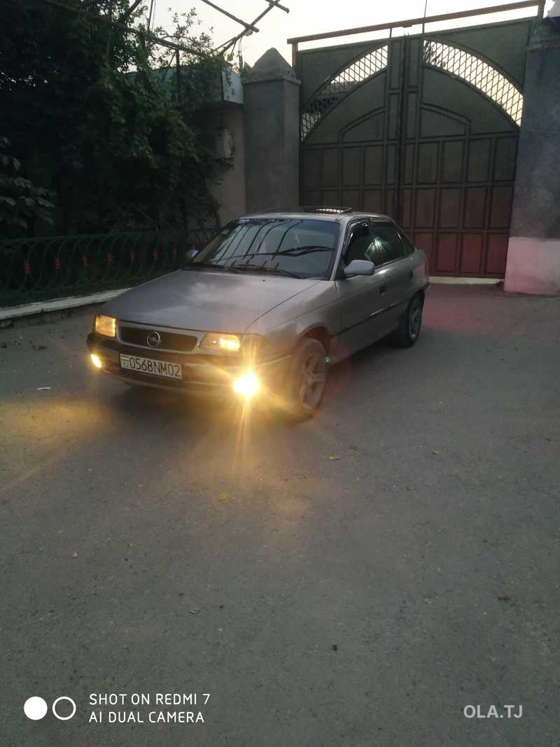 Opel Astra F,  1995