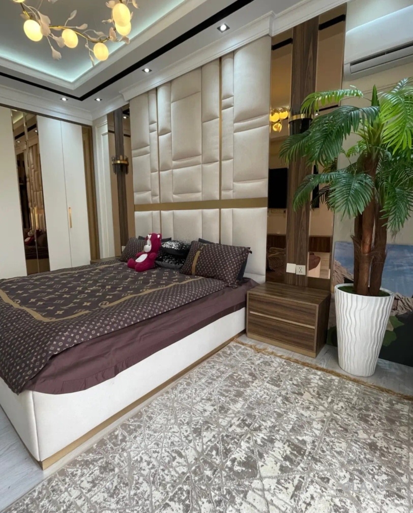 4 комнатная квартира, 11, 165 м²