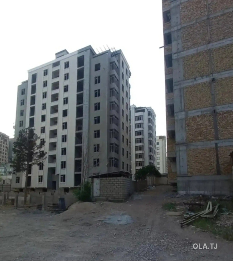 4 комнатная квартира, 10, 105 м²