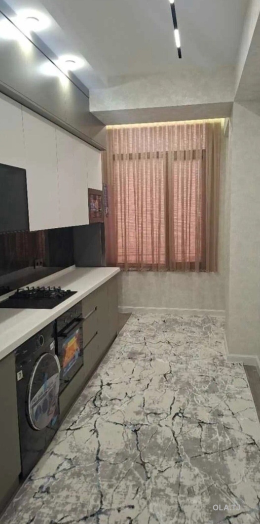 3 комнатная квартира, 3 этаж, 80 м²