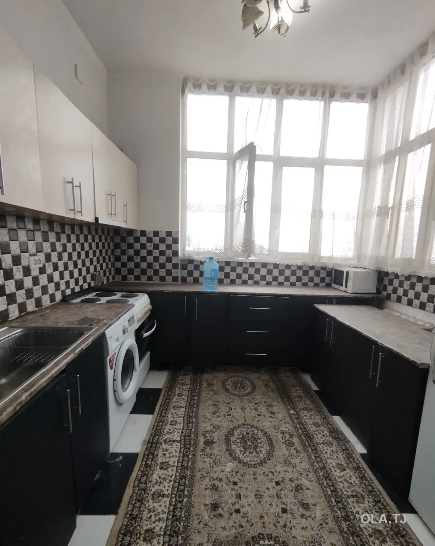 4 комнатная квартира, 7 этаж, 140 м²