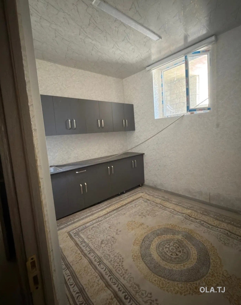 1 комнатная квартира, Цокольный этаж, 38 м²
