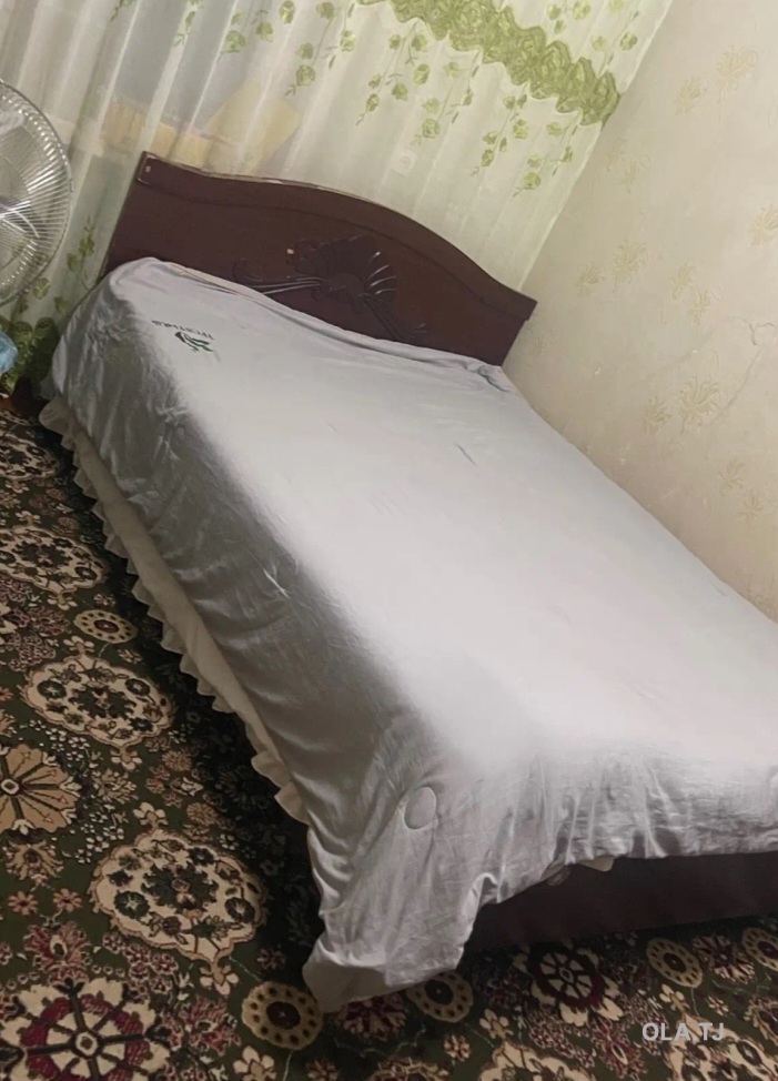 Комната в 2 комнатной квартире, 4/,