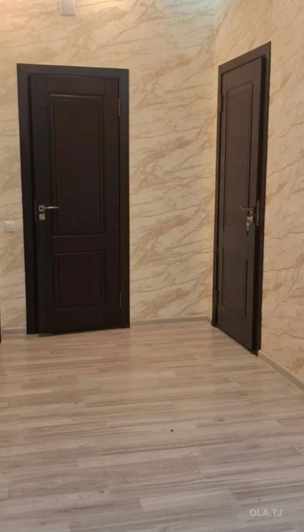 3 комнатная квартира, 1 этаж, 96 м²