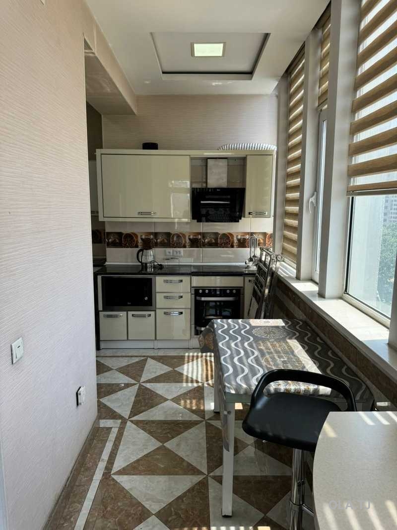 2 комнатная квартира, 9 этаж, 87 м²