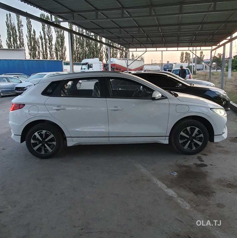 BYD E2,  2025