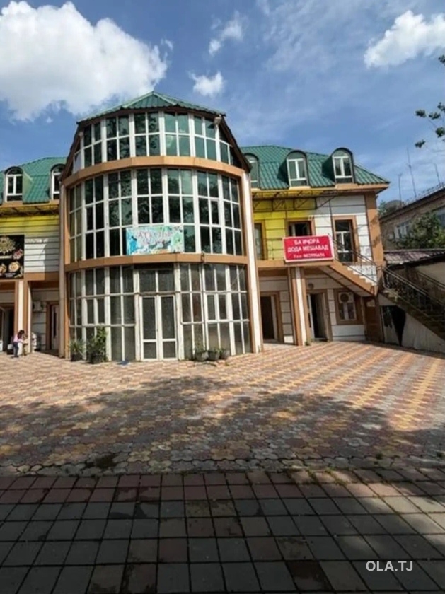 Офис в аренду, В жилом доме, 65 м²
