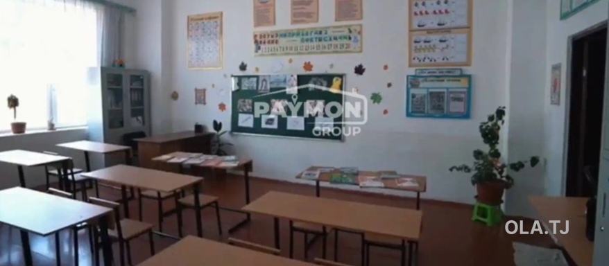 Офис на продажу, В жилом доме, 1000 м²