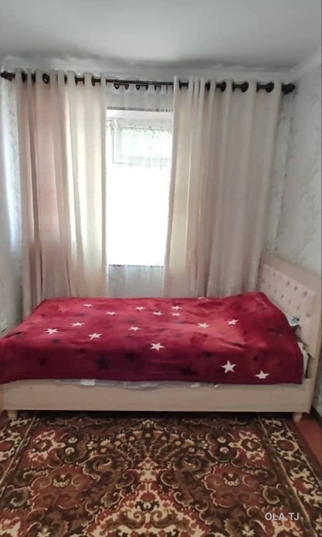 4 комнатная квартира, 1, 68 м²