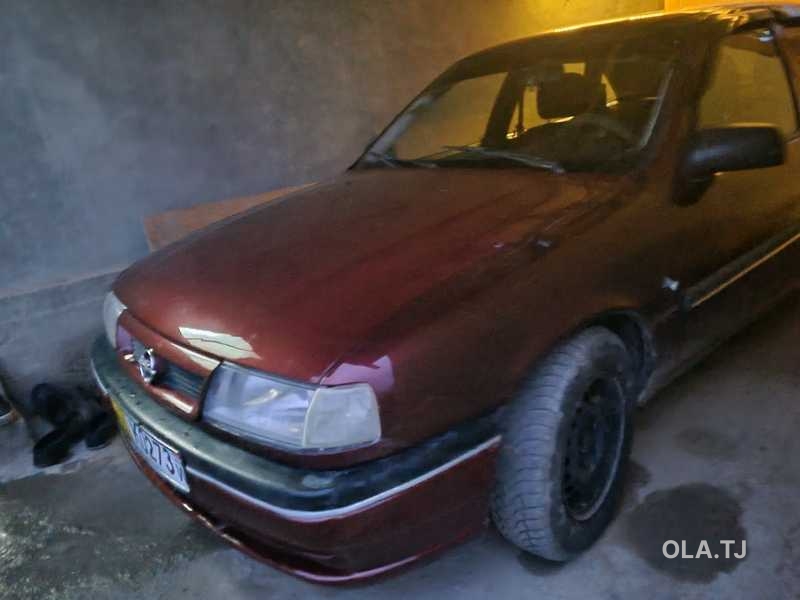 Opel Vectra A,  1995