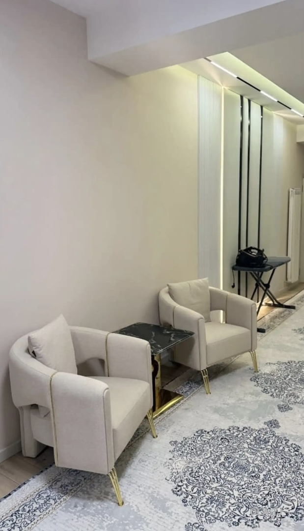 3 комнатная квартира, 3 этаж, 156 м²