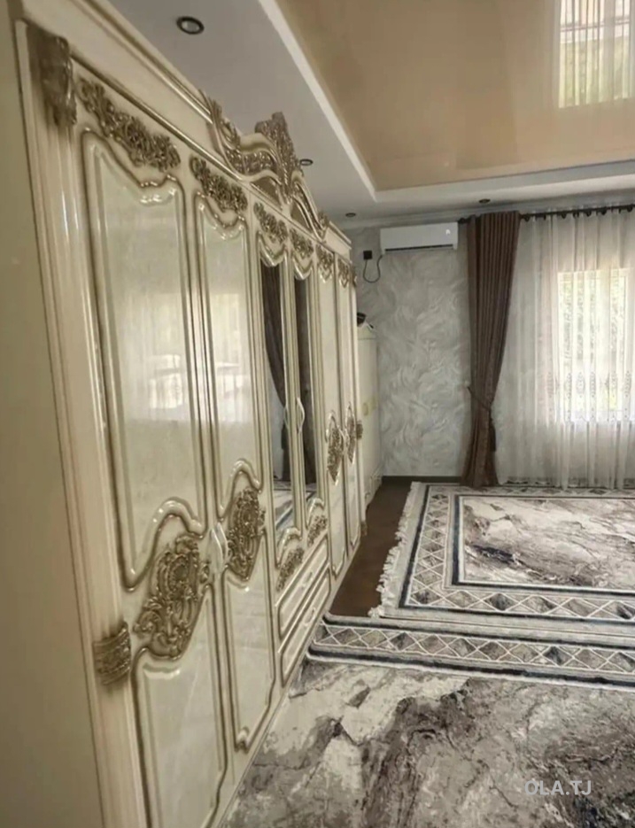 6 комнатная квартира, 3 этаж, 500 м²