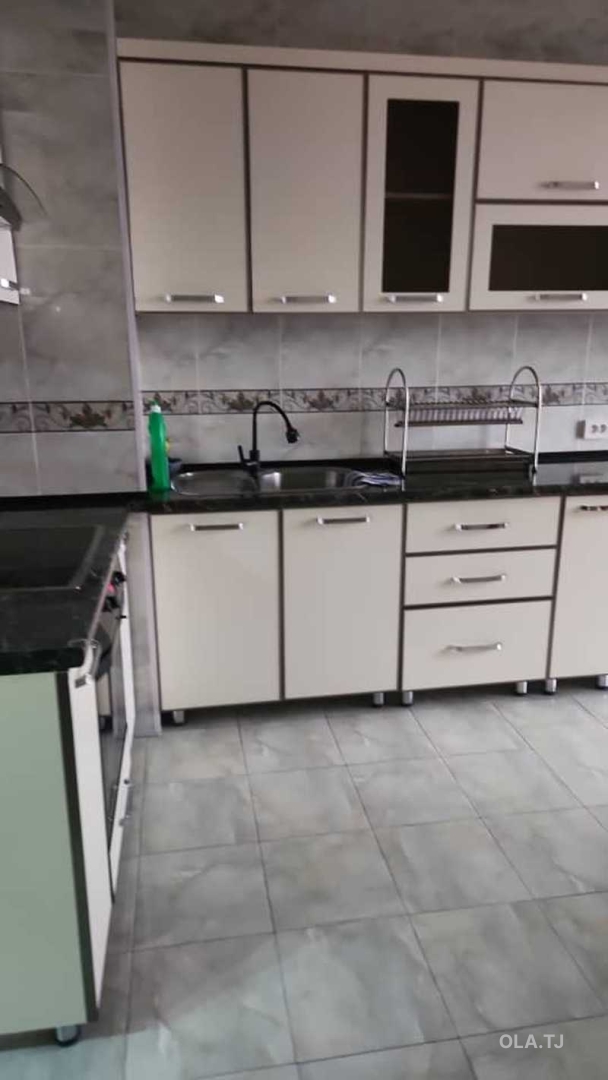 2 комнатная квартира, 10 этаж, 100 м²