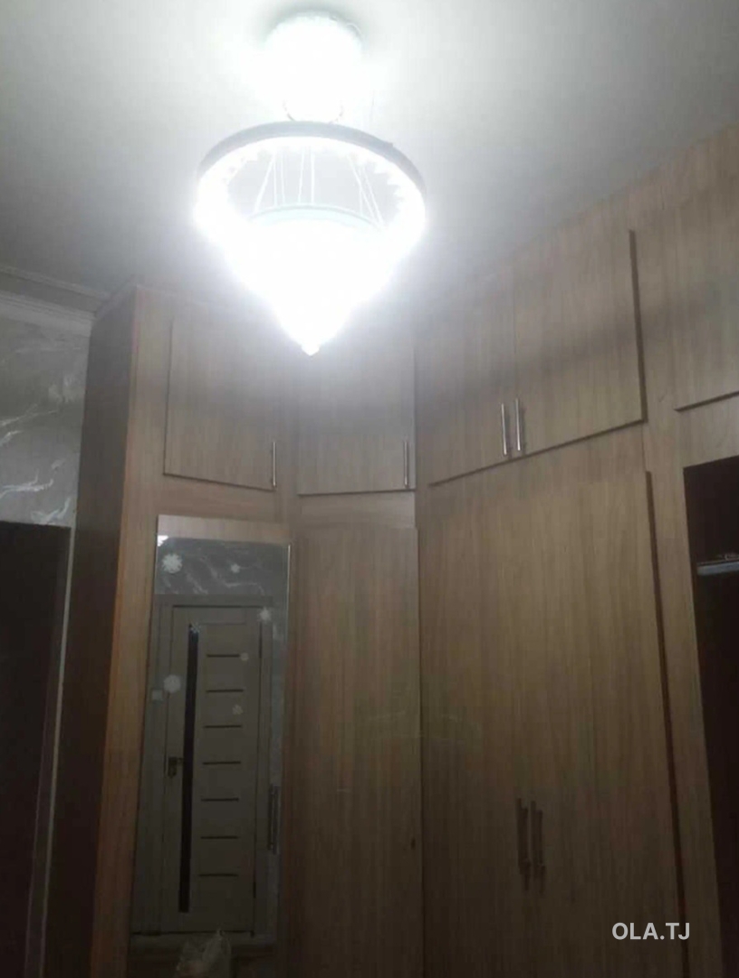 4 комнатная квартира, 8 этаж, 85 м²