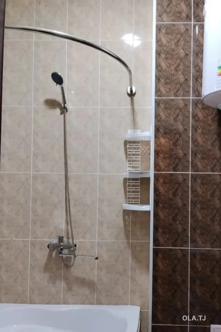 3 комнатная квартира, 8 этаж, 93 м²