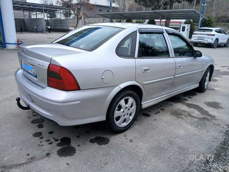 Opel Vectra B,  2002