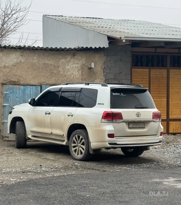 Toyota Land Cruiser,  2013