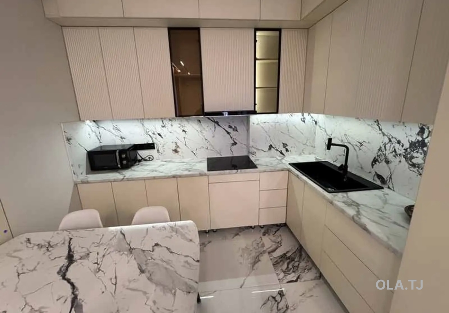 3 комнатная квартира, 16 этаж, 90 м²