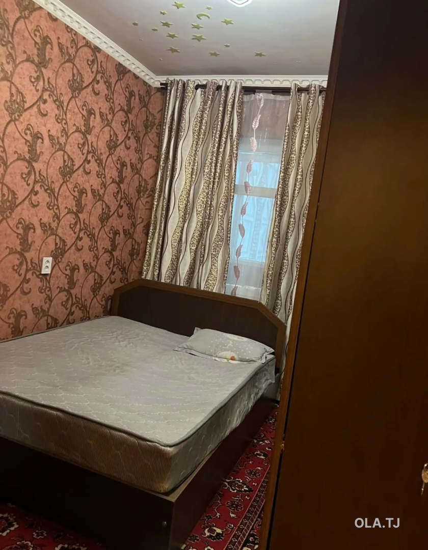 3 комнатная квартира, 2 этаж, 82 м²