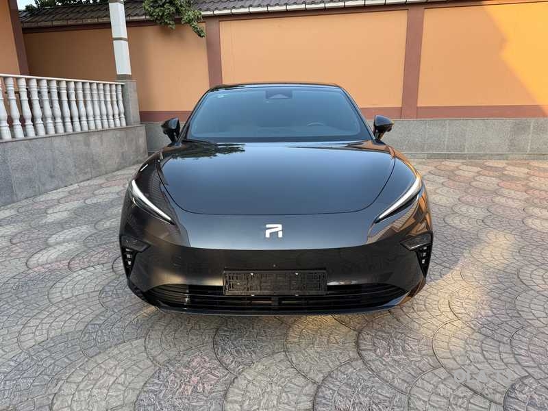 Rising Auto R7, 2024