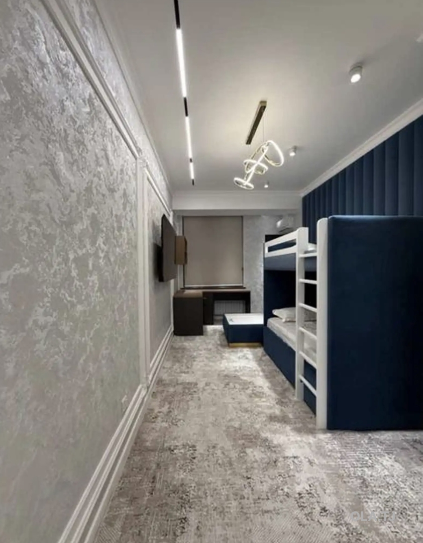 3 комнатная квартира, 10 этаж, 120 м²