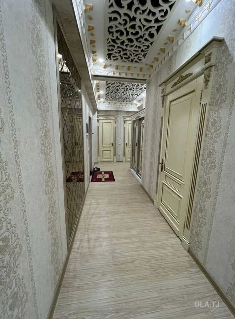 3 комнатная квартира, 6 этаж, 105 м²