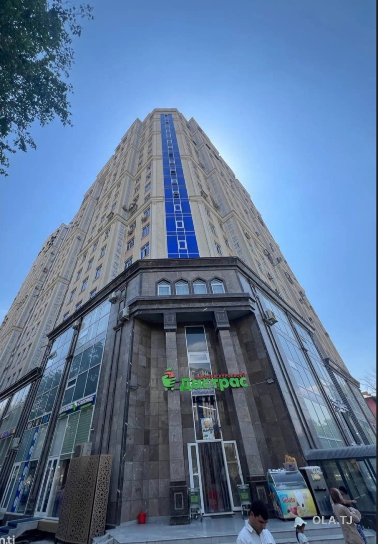 4 комнатная квартира, 6, 170 м²