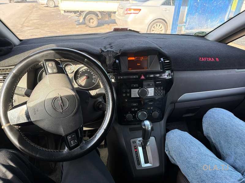 Opel Zafira,  2008