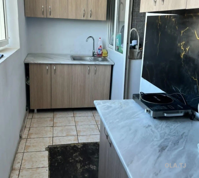 Комната в 2 комнатной квартире, 20/,