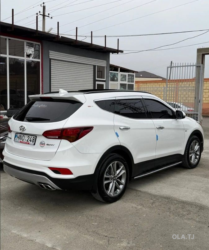 Hyundai Santa Fe,  2016