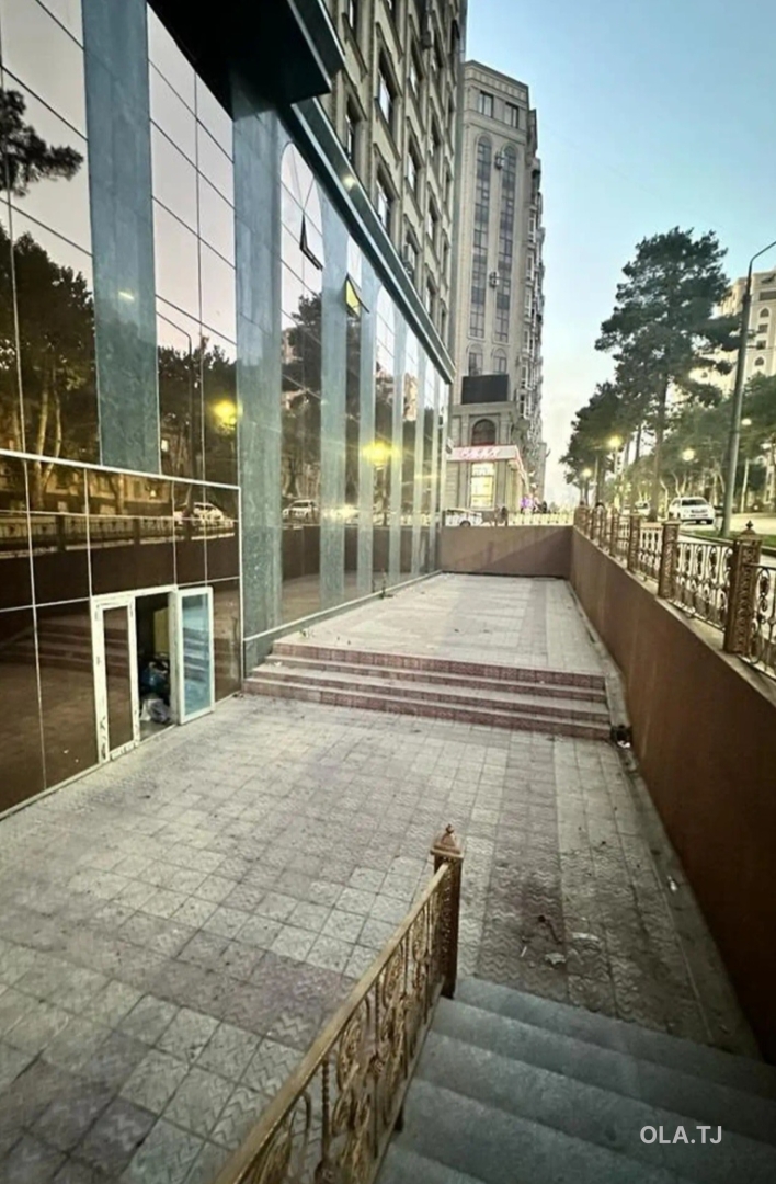 Помещение под свободное назначение, 625м², Сомони, воданасос