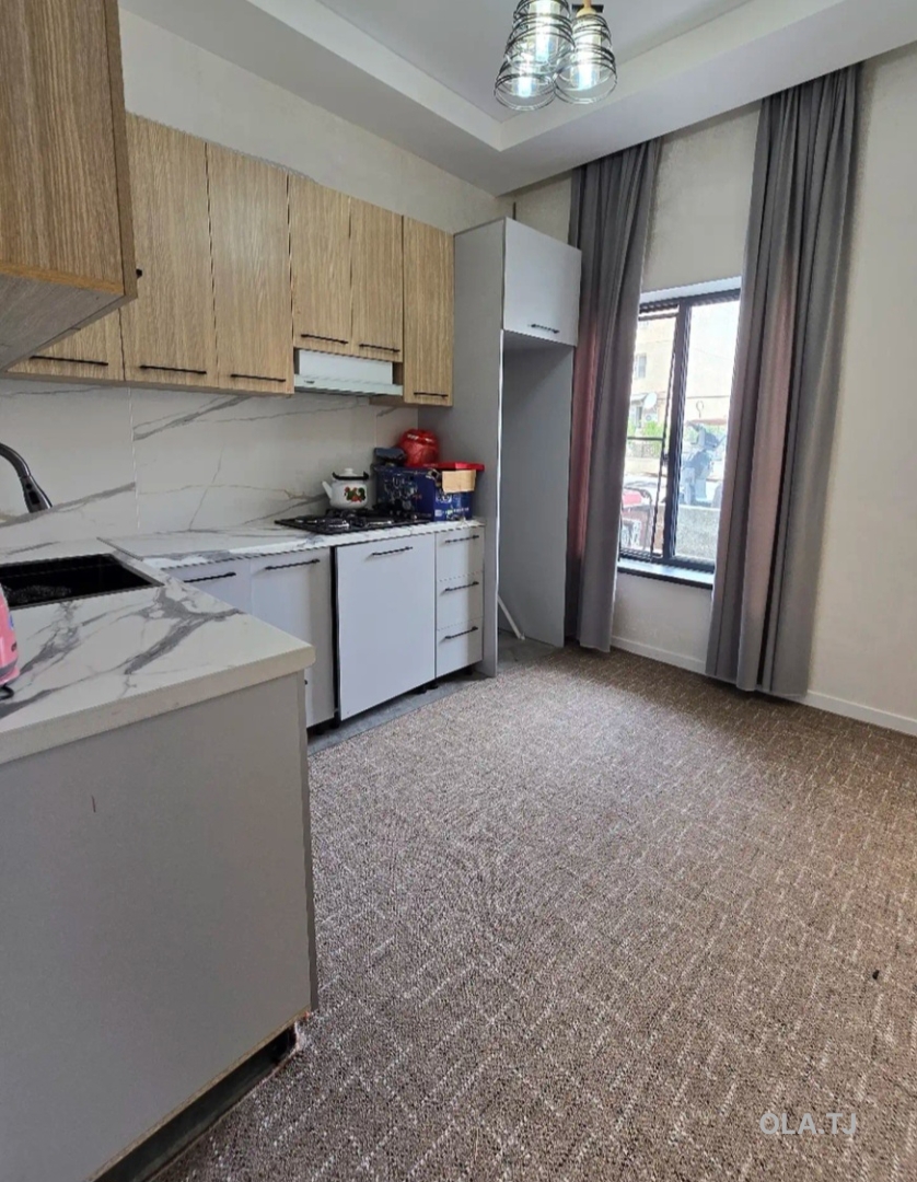 3 комнатная квартира, 1 этаж, 96 м²