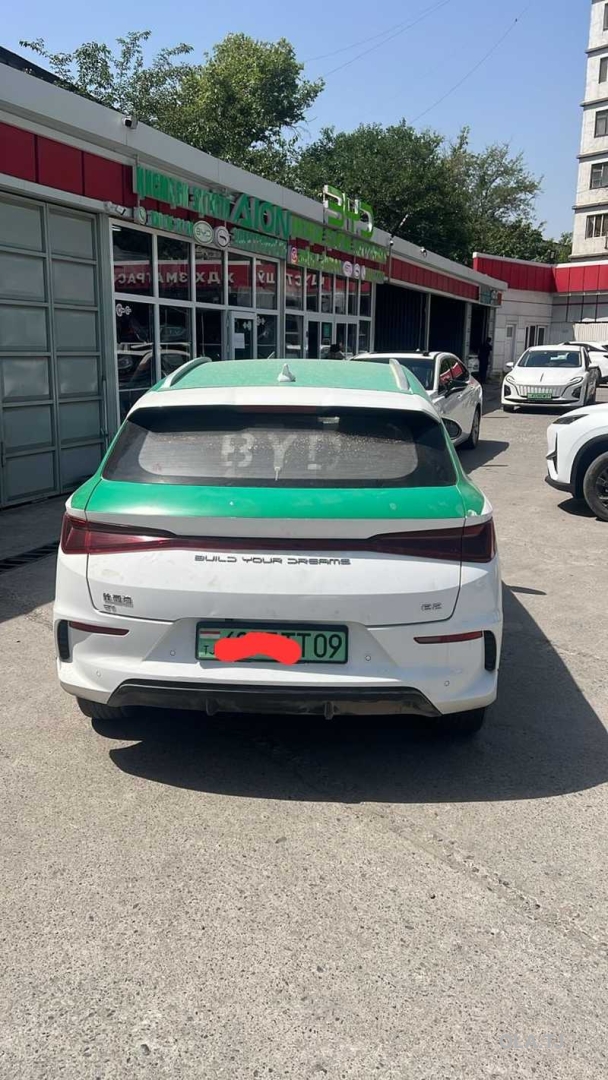 BYD E2,  2023