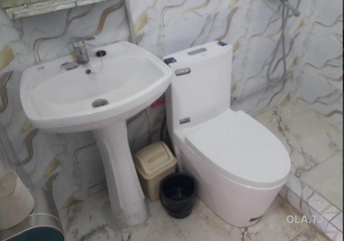 Дача, 8 комнат, 2 эт