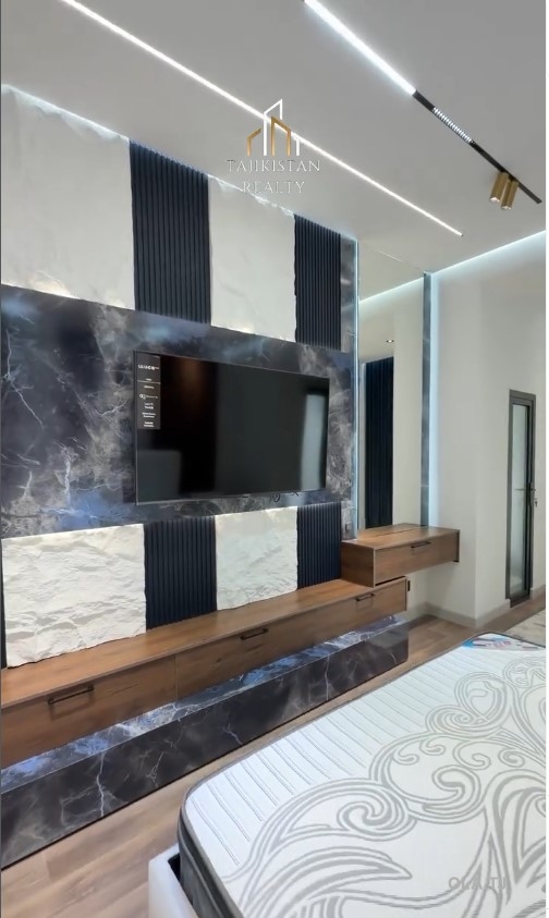 3 комнатная квартира, 18 этаж, 81 м²